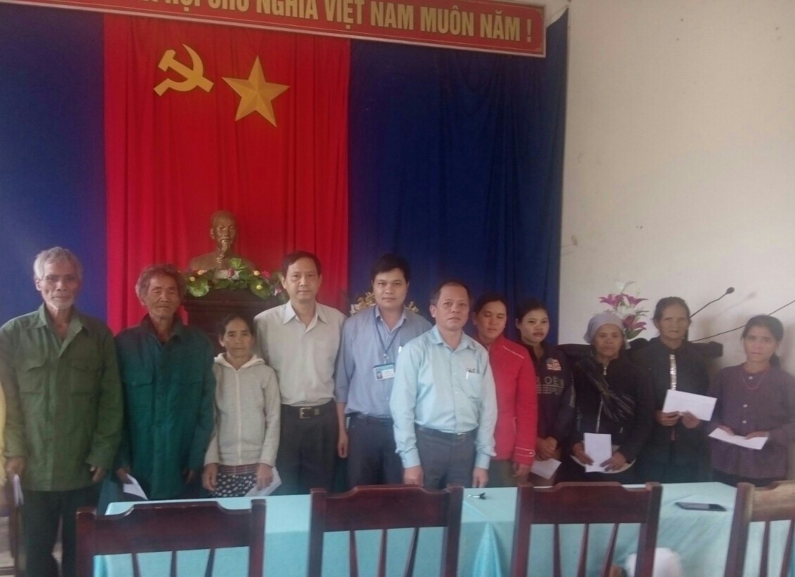 Sở Khoa học và Công nghệ thăm và chúc Tết xã kết nghĩa Đắk Sao, huyện Tu Mơ Rông
